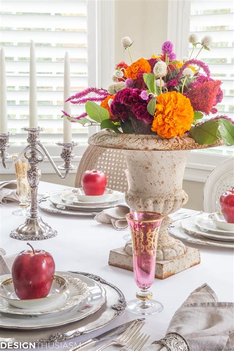 Apple Decor: Celebrating the Fall Harvest with a Colorful Table Setting