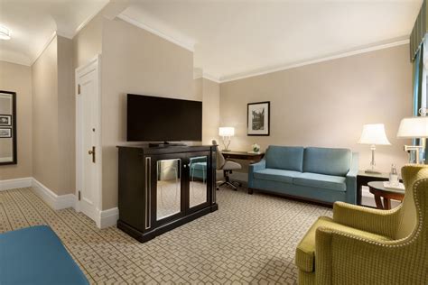 Rooms & Suites | Fairmont Chateau Laurier