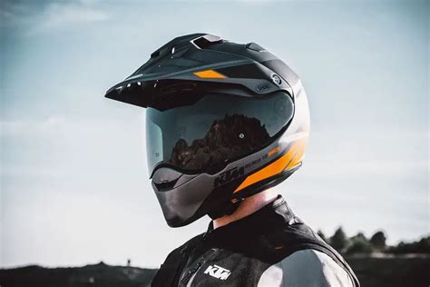 Best Adventure Style Motorcycle Helmet | Reviewmotors.co