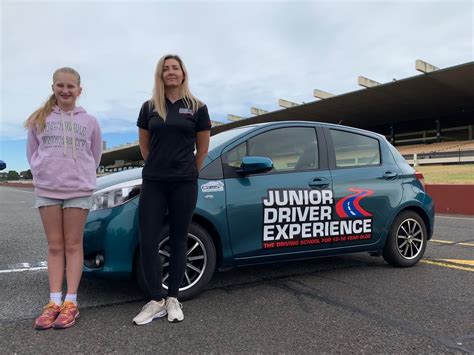 JUNIOR DRIVER EXPERIENCE - Sandown Raceway - Junior Driver Experience ...