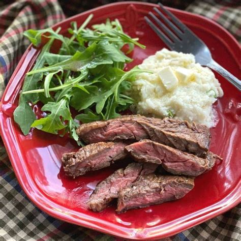 Bavette Steak - Easy Stovetop Recipe - The Dinner-Mom