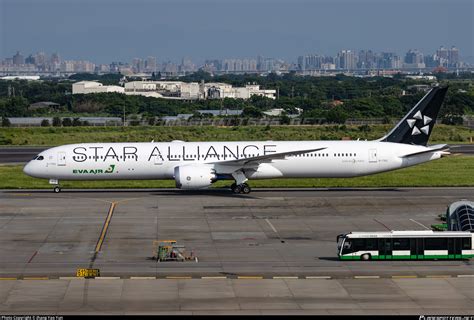 B-17812 EVA Air Boeing 787-10 Dreamliner Photo by Jhang Yao Yun | ID ...