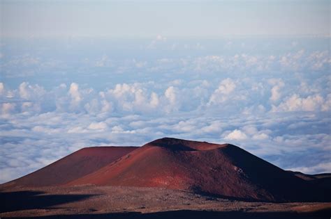 Premium Photo | Volcano haleakala on maui hawaii