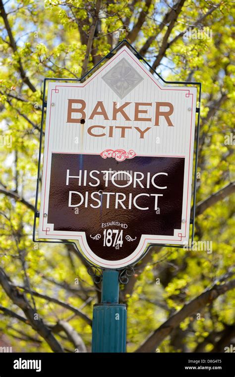 Historic district sign hi-res stock photography and images - Alamy