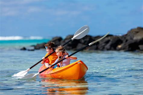 Kids kayaking in ocean – Outdoor Troop