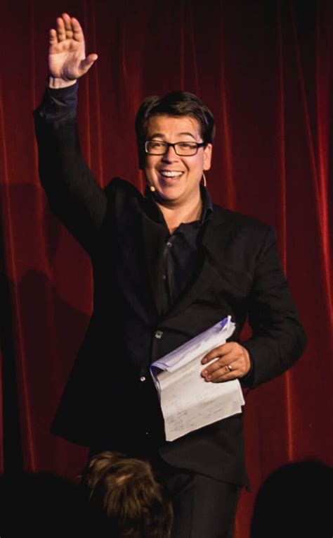 Michael McIntyre Net Worth, spouse, young children, awards, movies - Famous Network