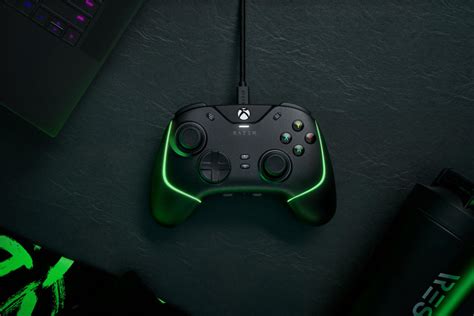 Razer Wolverine V2 Chroma, Didukung dengan Razer Chroma RGB - Trendtech ...