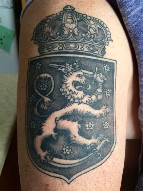 finland coat of arms tattoo - howtodrawaroseforkids