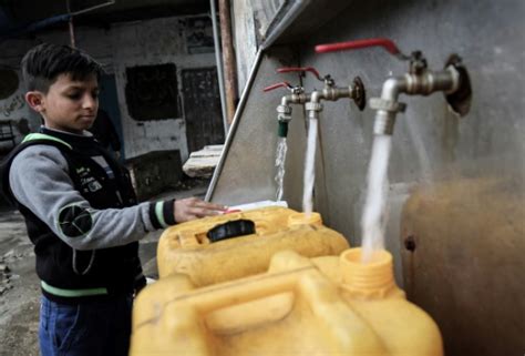 In war-scarred Gaza, water pollution behind health woes