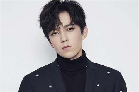 Dimash est devenu célèbre dans le monde entier grâce à un titre français... - Suis-Nous.com