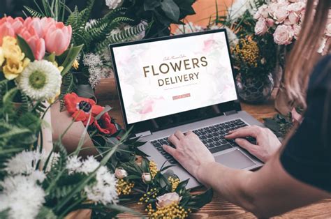 Why Online Flower Delivery Is the New Norm for Flower Shop Owners? - SnapBlooms Blogs