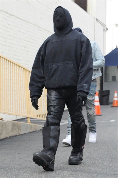 Kanye all black outfit | Kanye west outfits, Kanye west style, Black ...