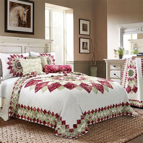 Springfield Dahlia by Donna Sharp Quilts - BeddingSuperStore.com