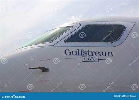 Cockpit Detail of the New Gulfstream G650 Editorial Image - Image of ...