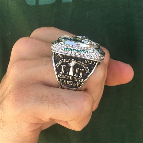 Eagle Gallery: Philadelphia Eagles Super Bowl Ring Replica