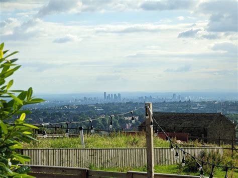 Manchester from The Roebuck Inn, Oldham : r/manchester