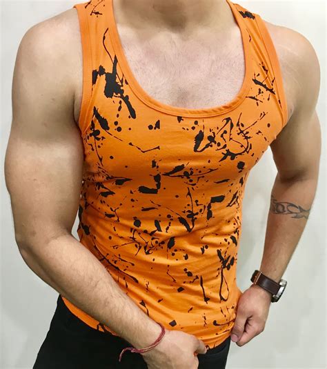 Mens tank top | Modelos