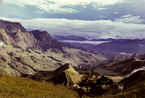 Walk Out of the Highlands of New Guinea – Koroba, Papua New Guinea ...