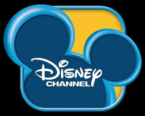 La Historia de Disney Channel | 《Disney En Español》 Amino