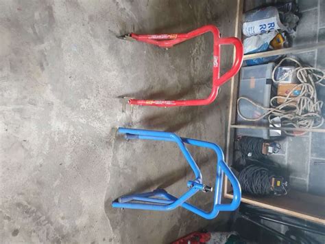 Front and rear paddock stands | Miscellaneous | Khong | BahtSold.com | Baht&Sold