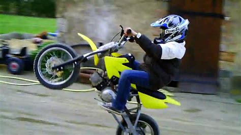 stunt dirt bike - YouTube