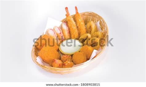 20,038 Fresh Seafood Basket Stock Photos, Images & Photography ...