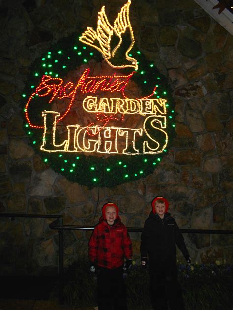 Rock City Lights Up Lookout Mountain at Christmas - This Girl Travels