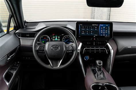 2023 Toyota Venza Interior Pictures