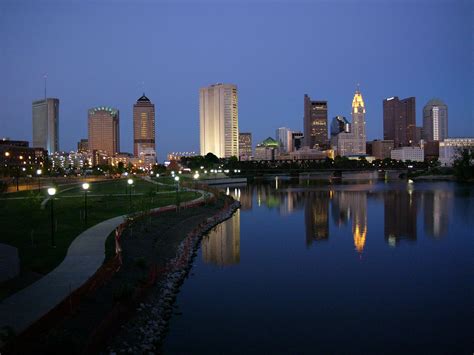 world Tour Center: Columbus Ohio Skyline