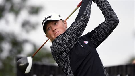 KPMG to pay LPGA golfer Stacy Lewis' contract even on maternity leave