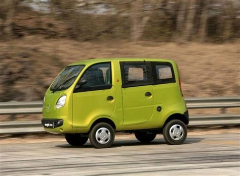 The Tata Magic IRIS Micro Van is Awesomely Bizarre - The Fast Lane Truck