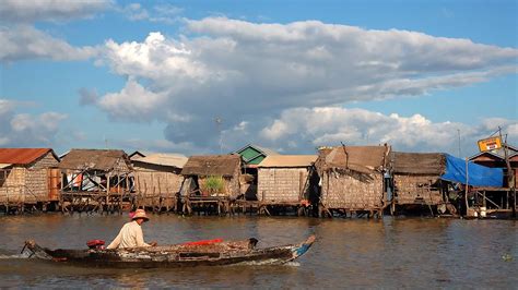 Tonle Sap Floating Villages - Sightseeing in Siem Reap, Cambodia