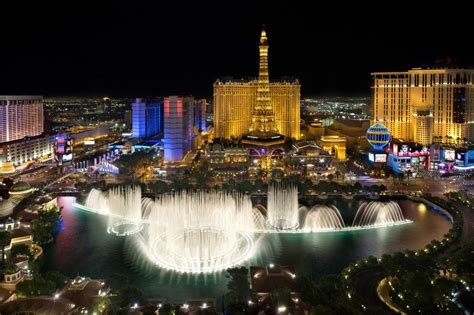 Five Restaurants With a View of the Bellagio Fountains To Try This Weekend in Las Vegas - Eater ...