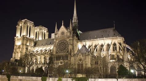 13 Facts About Notre-Dame Cathedral | Mental Floss