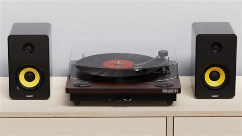 A cheap turntable with Audio Technica parts and Bluetooth for the price of a record? It’s real ...