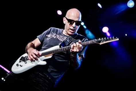 Joe Satriani's Guitar Rig And Setup