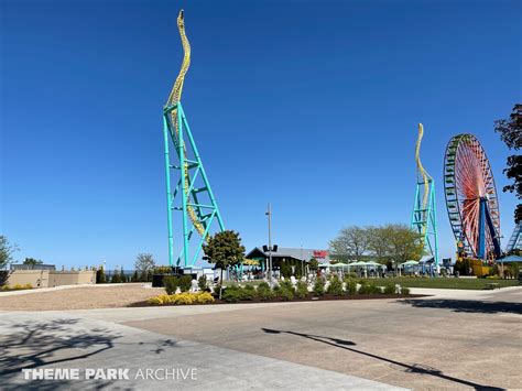 Wicked Twister at Cedar Point | Theme Park Archive