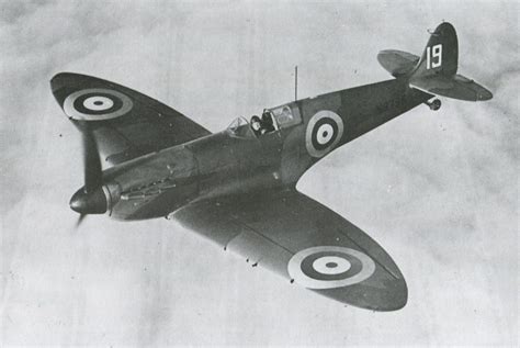 British Battle news blog | Supermarine spitfire, The spitfires, Battle ...