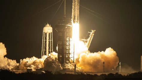 US military's space plane X-37B blasts off on a secretive mission ...