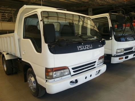 1996 Isuzu Mini Dump truck for sale | 40 000 Km - Truck Specialists Inc.