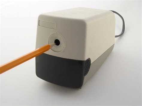 Boston Electric Pencil Sharpener Cutter Replacement - iFixit Repair Guide