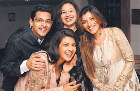 Priyanka Chopra Family Pictures - XciteFun.net