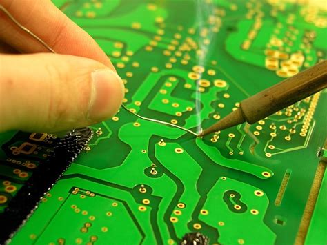 Soldering Techniques in PCB Assembly