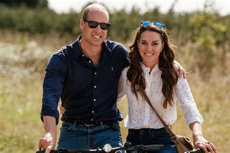 William and Kate release romantic picture to celebrate 12th wedding anniversary