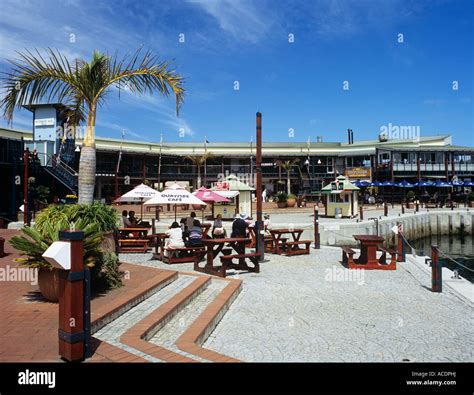 Knysna quays waterfront hi-res stock photography and images - Alamy