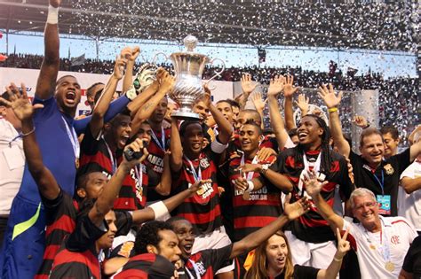 Ronaldinho free kick secures first trophy for Flamengo | Brazilfooty