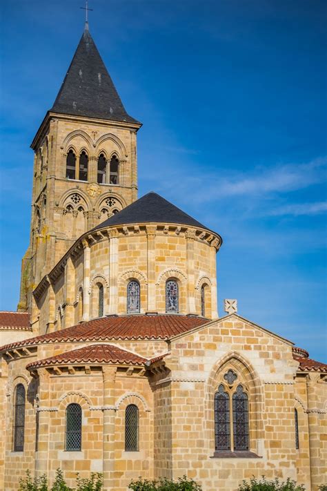 Romanesque Architecture in the Deep Heart of France - Deep Heart of France