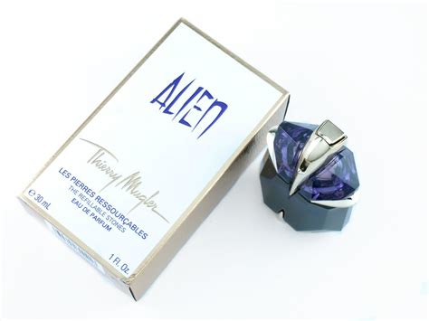 Alien Thierry Mugler Eau de Parfum: Review | The Happy Sloths: Beauty, Makeup, and Skincare Blog ...