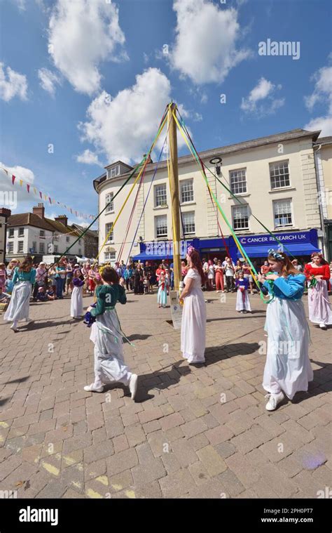 Shaftesbury dance group Steps in Time perform a traditional maypole ...