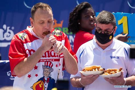 Hot Dog Eating Contest Record Video - Allyw-Getintoit